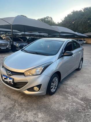 HYUNDAI HB20S 1.6 COMFORT PLUS 16V FLEX 4P AUTOMÁTICO